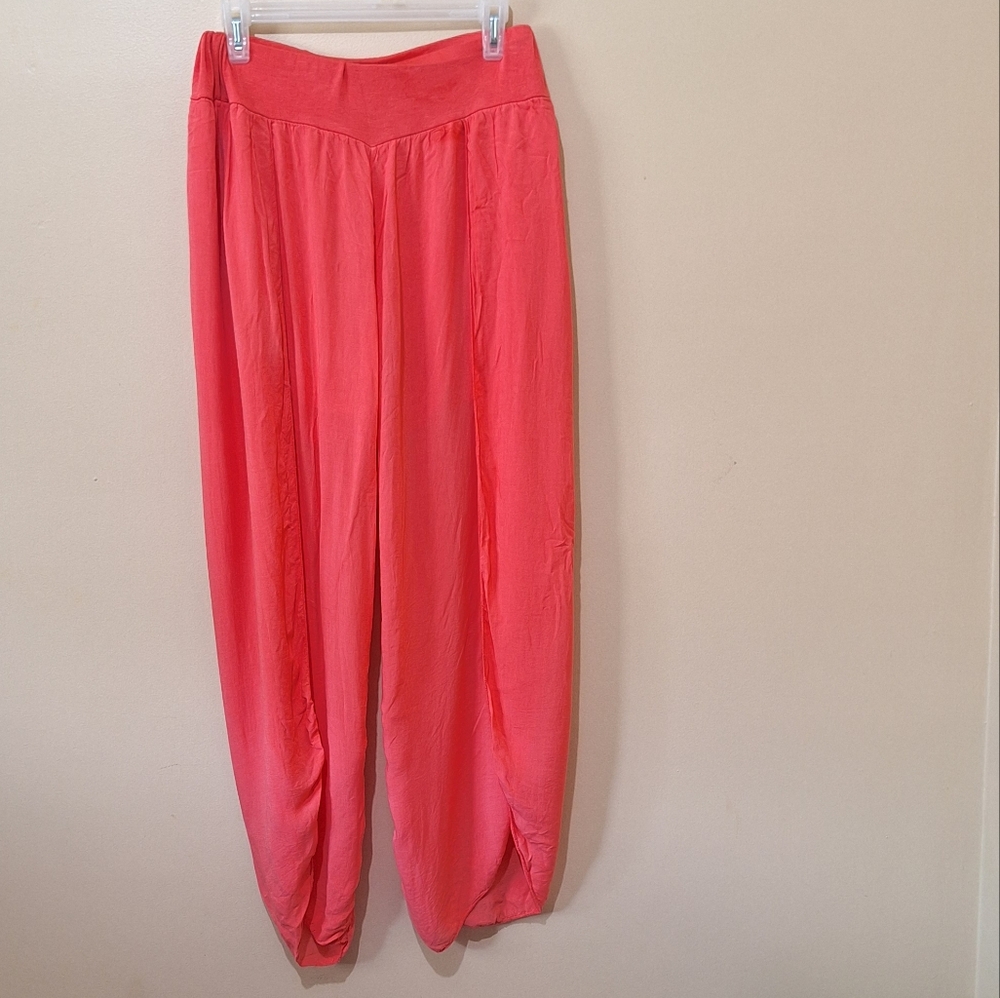 NWT Bella Amore Flowy Split Leg Pants